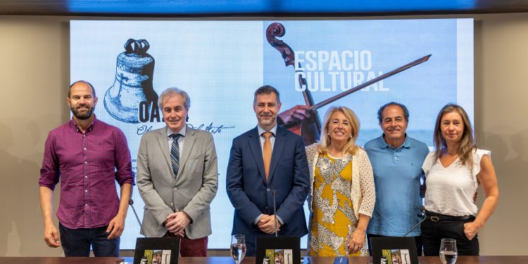 Luis Martínez Abad presenta la Memoria Cultural 2024 del Ecoparque de Trasmiera, un referente de turismo sostenible