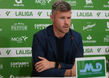 Mikel Martija pone fin a su etapa como director deportivo del Racing