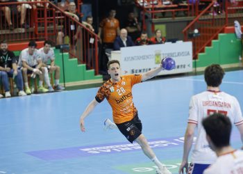 Oswaldo Maestro seguirá en el Bathco Torrelavega hasta 2026