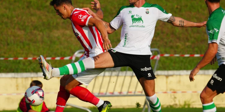 Pol Moreno dice adiós al Racing y valora una oferta del FC Goa indio