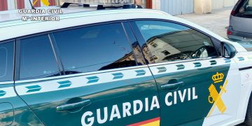 Detenidos tres jóvenes por forzar un coche en Castro Urdiales tras una rápida actuación de la Guardia Civil