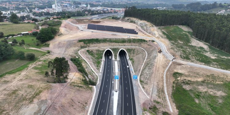 Entra en servicio el nuevo Nudo de Torrelavega tras una inversión de 160 millones que descongestionará 54.000 vehículos diarios