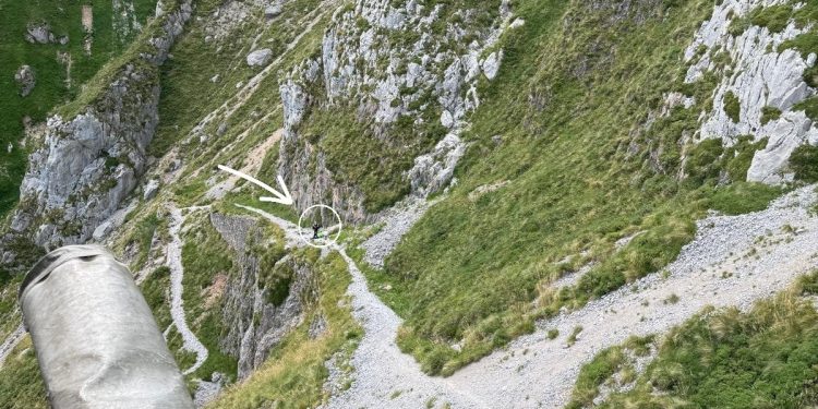 Rescatado en Picos de Europa un senderista con síntomas de golpe de calor