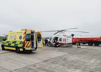 Rescatado un senderista herido en los acantilados de Cabo Quejo por el helicóptero del 112