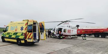 Rescatado un senderista herido en los acantilados de Cabo Quejo por el helicóptero del 112