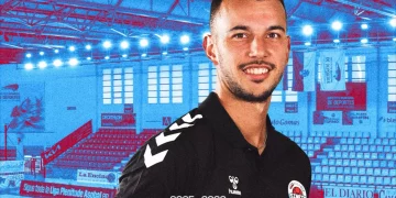 Alberto Pla se convierte en el segundo de Lon en el banquillo del Sinfin