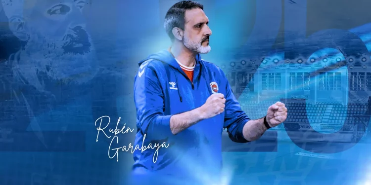 Rubén Garabaya deja el banquillo del Blendio Sinfín rumbo a Macedonia