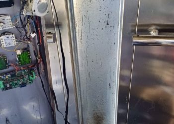 Un acto vandálico deja fuera de servicio los ascensores de la calle Castilla en Santander