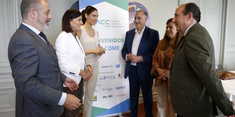 Cantabria presume de ser la segunda comunidad que más reduce emisiones de CO₂ y reafirma su compromiso climático en el CIACC 2025