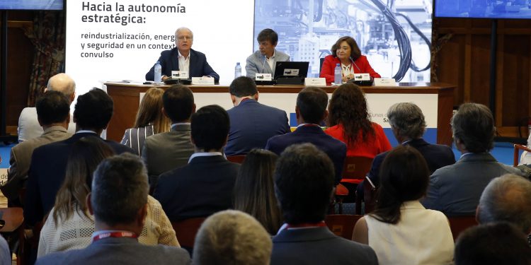 Cantabria multiplicará por cinco su producción eléctrica para avanzar en la autonomía energética de España