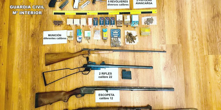 Cinco detenidos en Castro Urdiales tras desmantelar un activo foco de tráfico de cocaína