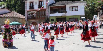 Rozadío se prepara para honrar a Santiago y Santa Ana con fiesta renovada y música en directo