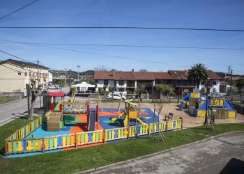 Camargo concede más de un centenar de ayudas a familias por nacimientos y adopciones en su primer año