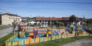 Camargo concede más de un centenar de ayudas a familias por nacimientos y adopciones en su primer año