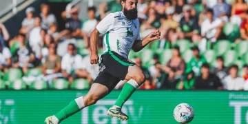 Villalibre debuta e Íñigo reaparece en el cierre de la pretemporada del Racing ante el Cagliari