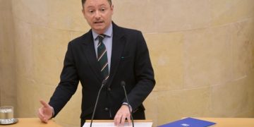 El PP insta al PSOE a cumplir la estrategia nacional contra el alga invasora asiática que ya afecta a playas de Noja y Santoña