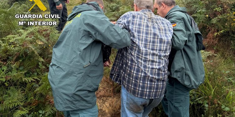 La Guardia Civil rescata a un hombre de 81 años perdido en el Parque Natural Saja-Besaya