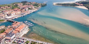 Fomento destina 1,2 millones a reforzar el dique oeste del puerto de San Vicente de la Barquera
