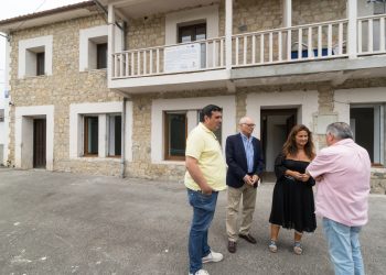 Cantabria refuerza su programa contra la soledad no deseada con más actividades y centros comunitarios