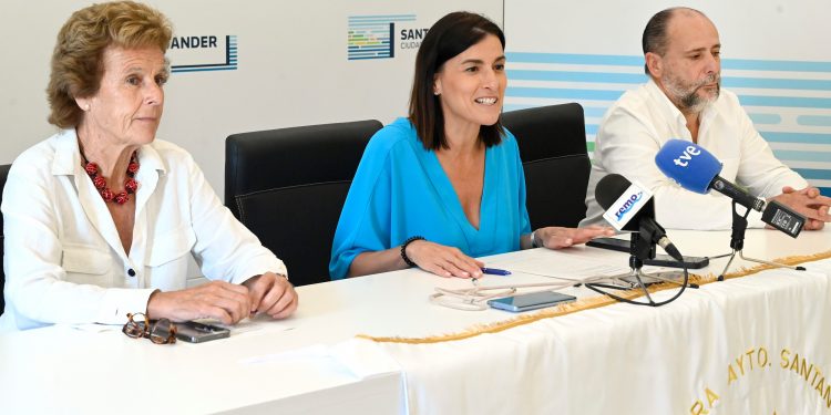 La Bahía de Santander volverá a llenarse de traineras este domingo con la Bandera Ayuntamiento