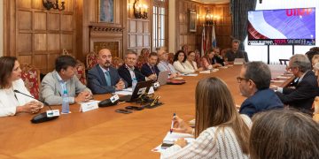 Pascual reclama “incomodidad constructiva” para repensar un sistema sanitario descentralizado que acusa fatiga