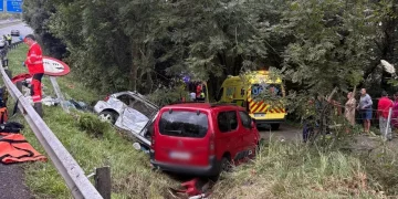 Cuatro personas resultan heridas en un accidente en la A-8 a la altura de Entrambasaguas