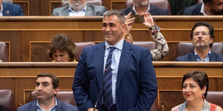 Pablo Antuñano toma posesión como diputado nacional del PSOE por Cantabria