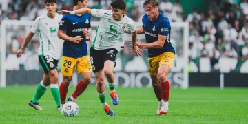 El Racing cae ante el Andorra en El Sardinero (1-2) tras un polémico penalti