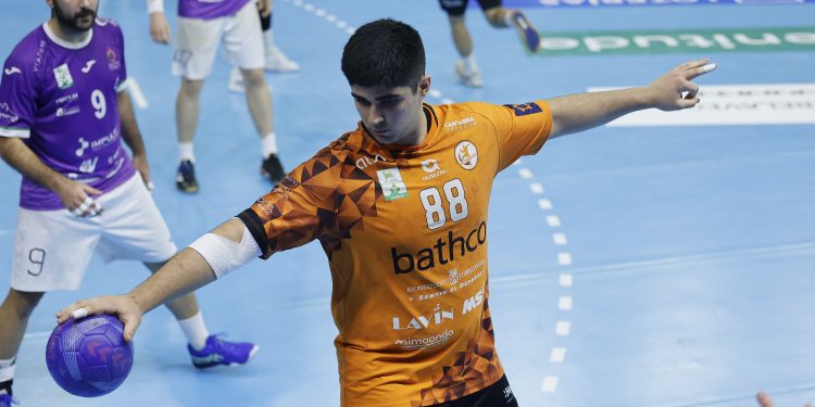 Diego Gándara ficha por el Rebi Cuenca en una cesión que le brinda su primera experiencia completa en la Liga Asobal