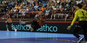 Remontada épica del Bathco BM Torrelavega ante BM Logroño La Rioja (29-25)