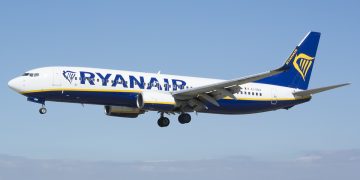 Ryanair confirma el recorte del 38% en Santander y suprime las rutas a París, Milán, Viena y Roma