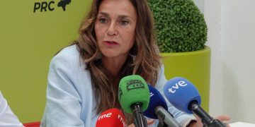 Fernández Viaña arremete contra Buruaga por la «inoperancia» ante el nuevo recorte del tren Santander-Bilbao