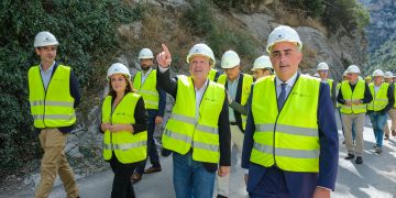 Media exige garantías reales para la llegada de los trenes de cercanías a Cantabria en 2026, y el Ministerio asegura que estarán homologados en esa fecha