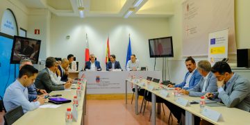 Cantabria exige al Gobierno central el cumplimiento «íntegro» del tren Santander-Bilbao y rechaza un proyecto por tramos