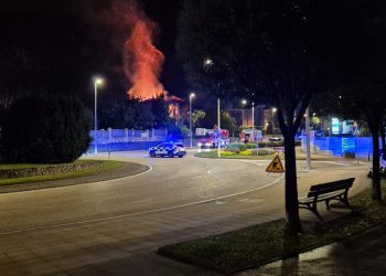 Segundo incendio en la antigua Villa Inocencia  de Tanos, un inmueble abandonado en la avenida Fernández Vallejo