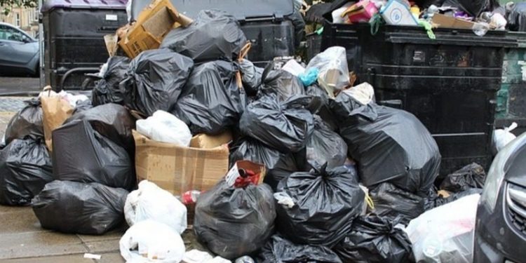 El PSOE denuncia que el nuevo contrato de limpieza en Santander “repite un modelo fracasado”