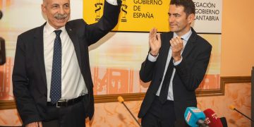 El embajador palestino en España alerta en Cantabria de que “en Palestina están en juego los valores y principios de la humanidad”