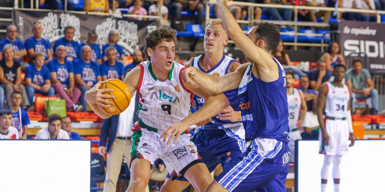 El Grupo Alega reacciona tarde y agrava sus dudas tras caer ante el invicto Fuenlabrada