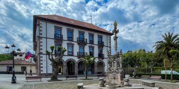 Comillas da luz verde al convenio para construir un nuevo aparcamiento en Regato Callejo