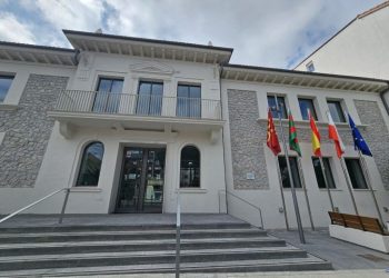 Torrelavega aplicará el IPC en 2026 con subida del 2,9% en tasa de agua y alcantarillado