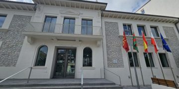 Torrelavega aplicará el IPC en 2026 con subida del 2,9% en tasa de agua y alcantarillado