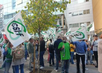 Más de 250 empleados públicos se concentran contra Urrutia por rechazar negociar la fase de concurso de la OPE 2025