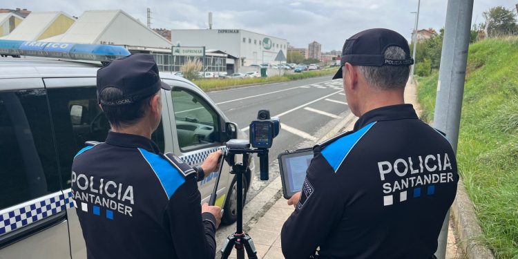Santander incorpora un nuevo radar láser móvil para reforzar el control de velocidad y mejorar la seguridad vial