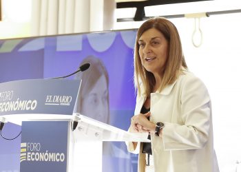 Sáenz de Buruaga ve impensable que Altamira “no salga adelante por falta de un enchufe eléctrico”