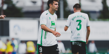 El Rayo solo consigue un empate ante el Langreo y el Sámano pierde en Salamanca