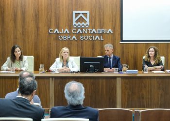 Urrutia destaca los avances en la protección de menores con las salas Gesell y anuncia la implantación del modelo Barnahus en Cantabria