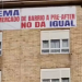 Vecinos de Puertochico se niegan a retirar la pancarta contra el McDonald’s y acusan al Ayuntamiento de coartar su libertad de expresión