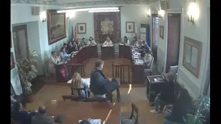 Suspendido el Pleno de Castro Urdiales por una protesta de pensionistas sobre el transporte sanitario