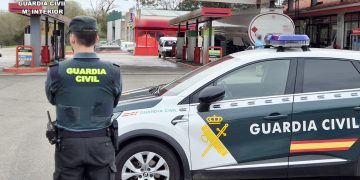 Dos detenidos por una serie de robos en estaciones de servicio de la comunidad y sustracción de vehículo en Camargo