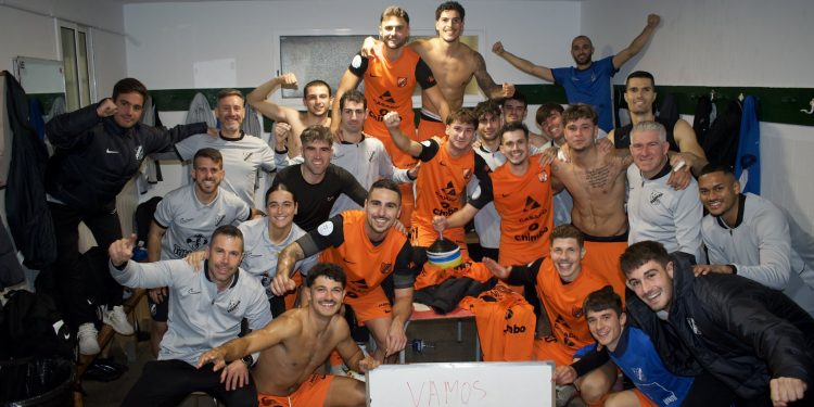 Rayo Cantabria suma un empate sin goles en Oviedo y el Sámano logra su segunda victoria ante el Marino de Luanco